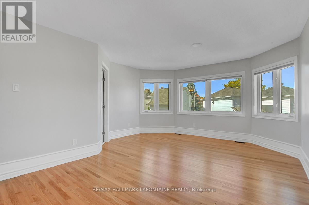 919 Scala Avenue, Ottawa, Ontario  K4A 4M7 - Photo 20 - X12439451