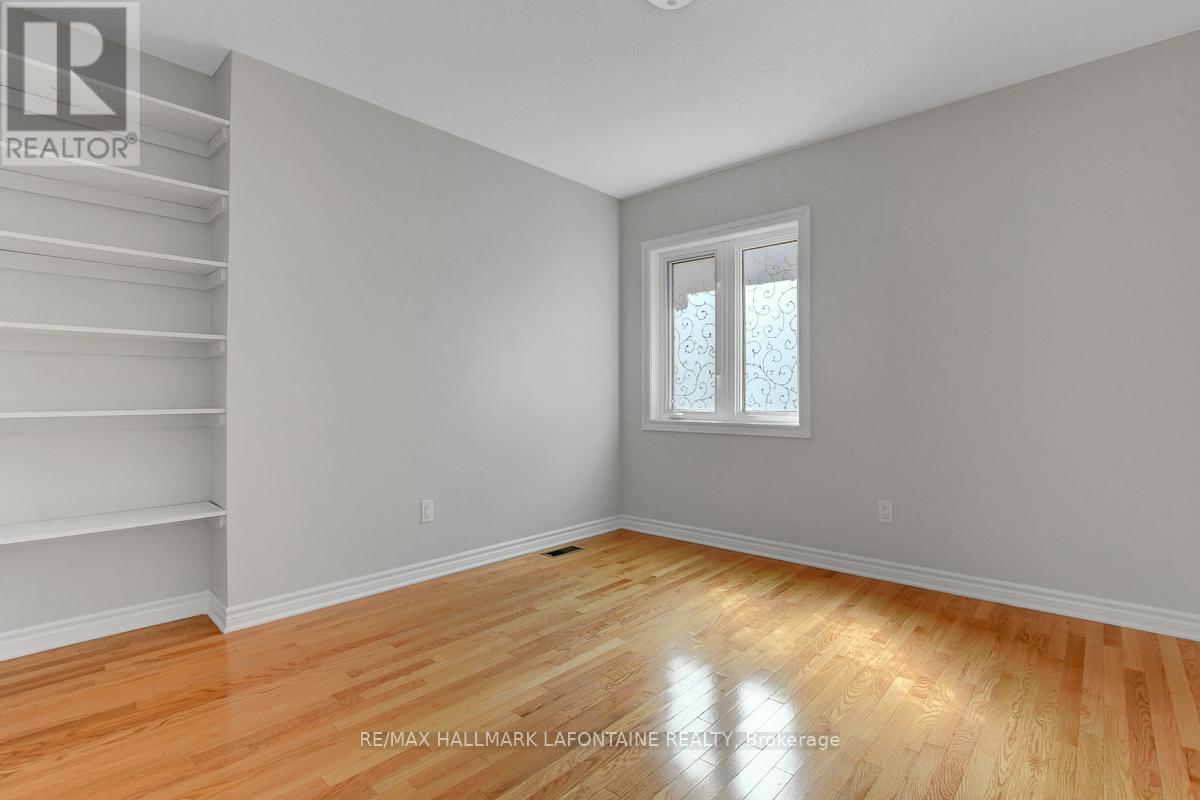 919 Scala Avenue, Ottawa, Ontario  K4A 4M7 - Photo 26 - X12439451