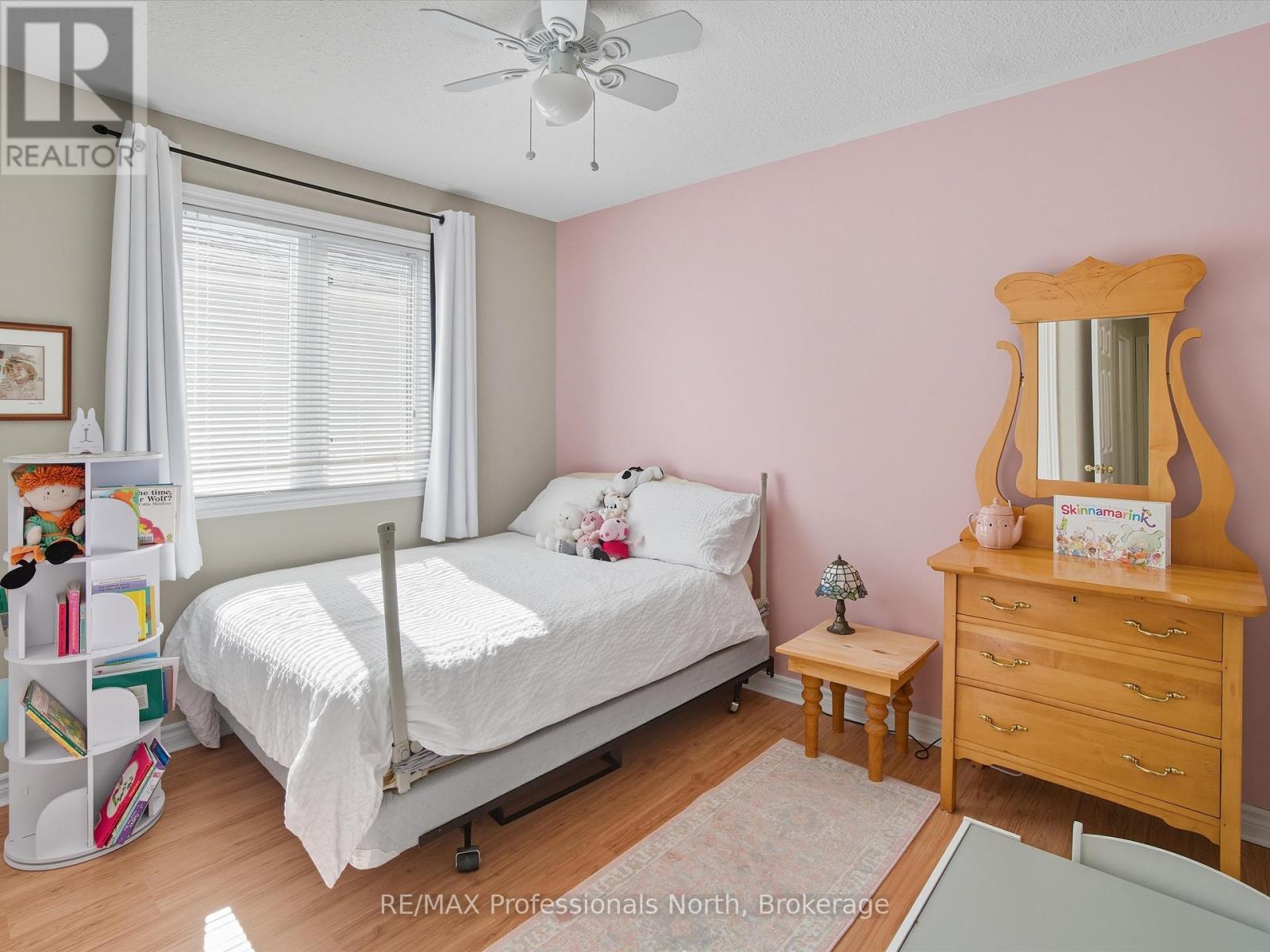 17 Keall Crescent, Bracebridge, Ontario  P1L 1Y4 - Photo 21 - X12439527