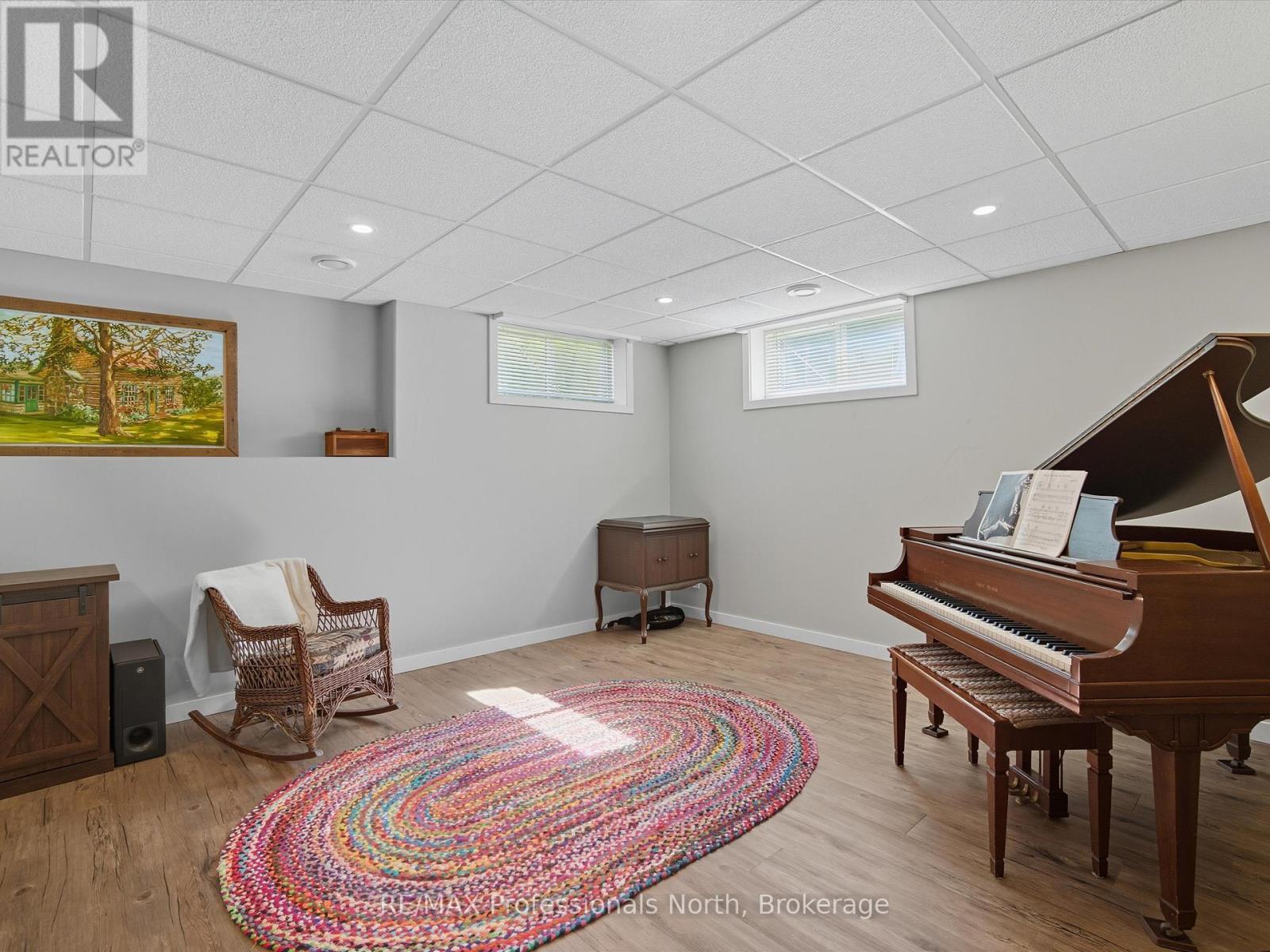 17 Keall Crescent, Bracebridge, Ontario  P1L 1Y4 - Photo 30 - X12439527