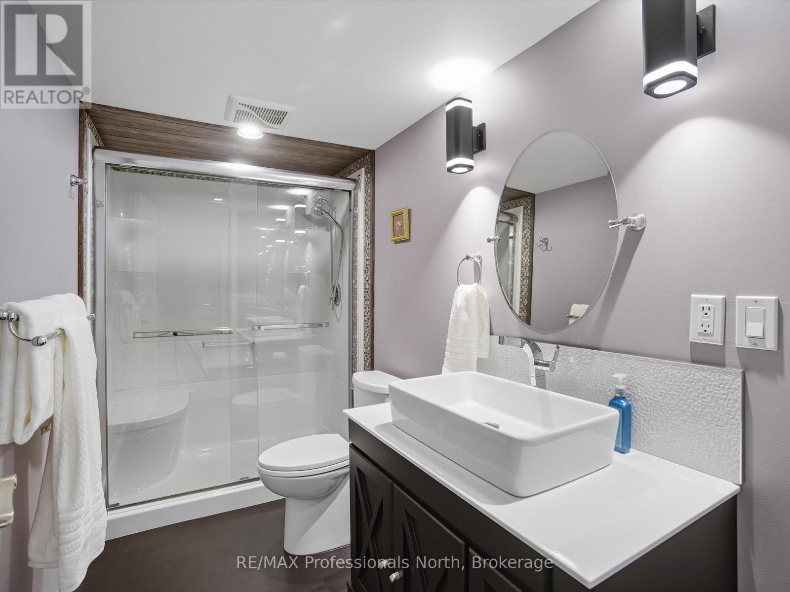 17 Keall Crescent, Bracebridge, Ontario  P1L 1Y4 - Photo 33 - X12439527