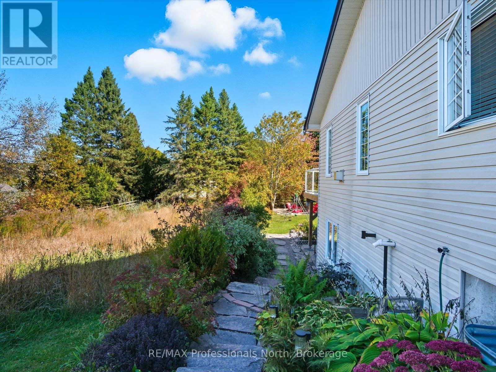 17 Keall Crescent, Bracebridge, Ontario  P1L 1Y4 - Photo 42 - X12439527