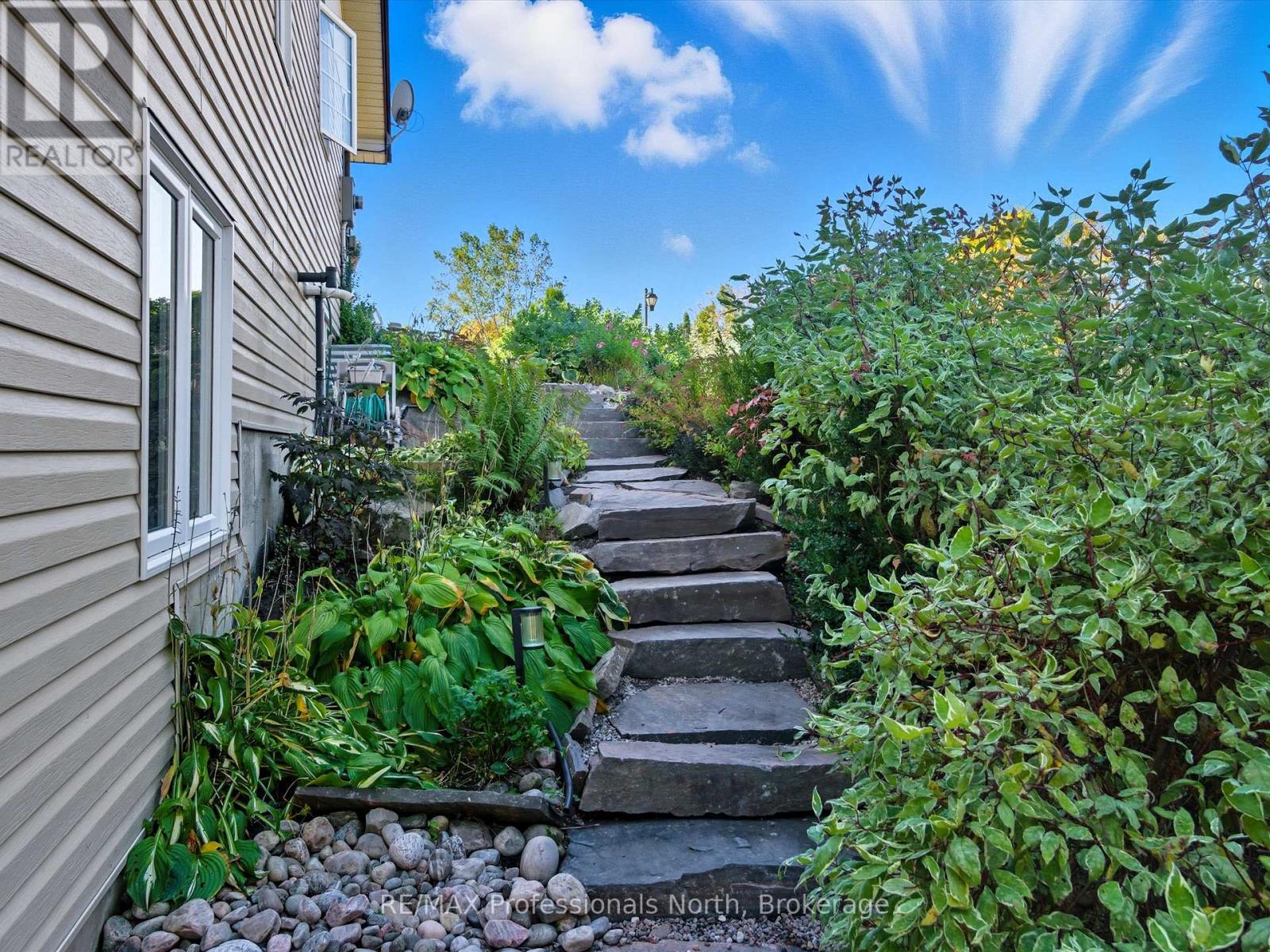 17 Keall Crescent, Bracebridge, Ontario  P1L 1Y4 - Photo 43 - X12439527