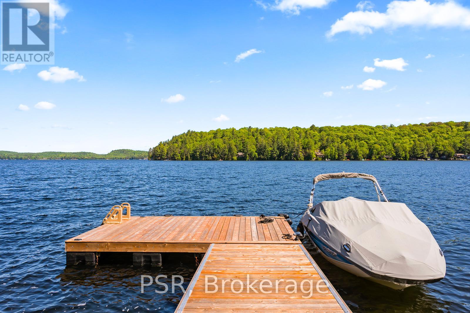 1399 Baybreeze Lane, Dysart Et Al, Ontario  K0M 1S0 - Photo 9 - X12439537