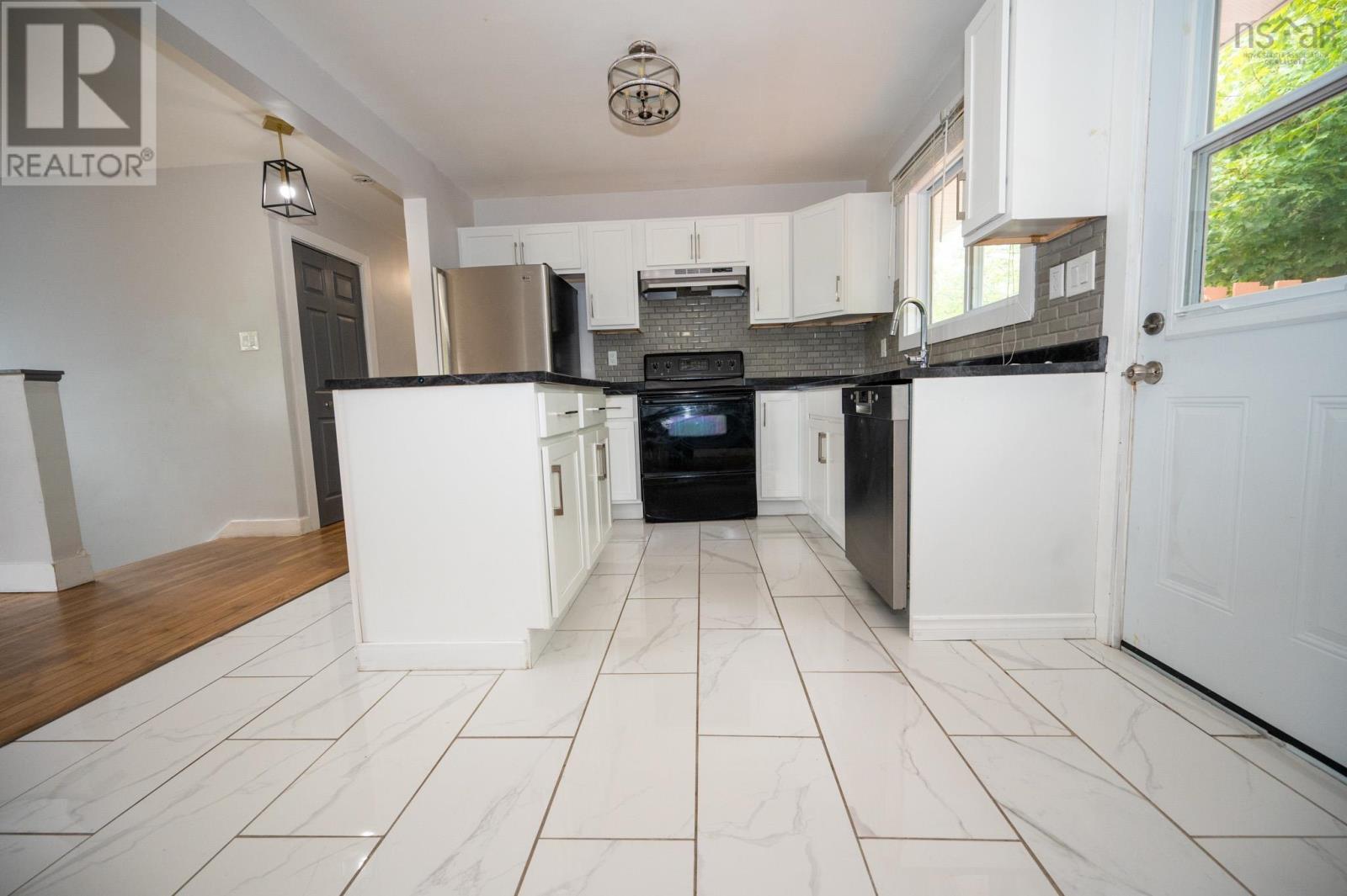 139 Evans Avenue, Halifax, Nova Scotia  B3M 1C8 - Photo 11 - 202521647