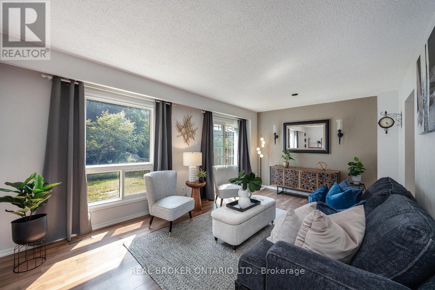 400 Wickham Court, Oshawa, Ontario  L1K 1N3 - Photo 10 - E12439505