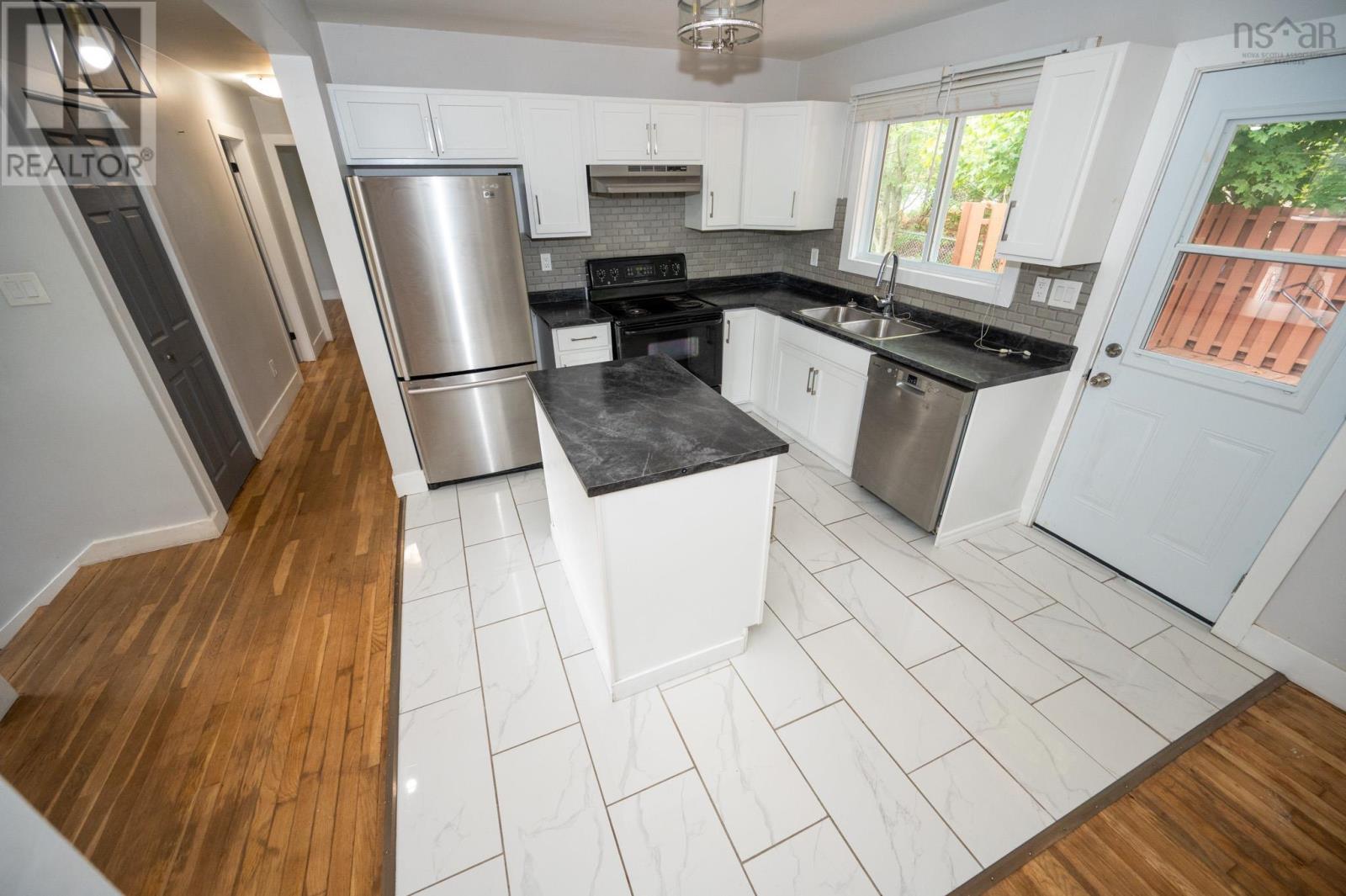 139 Evans Avenue, Halifax, Nova Scotia  B3M 1C8 - Photo 10 - 202521647