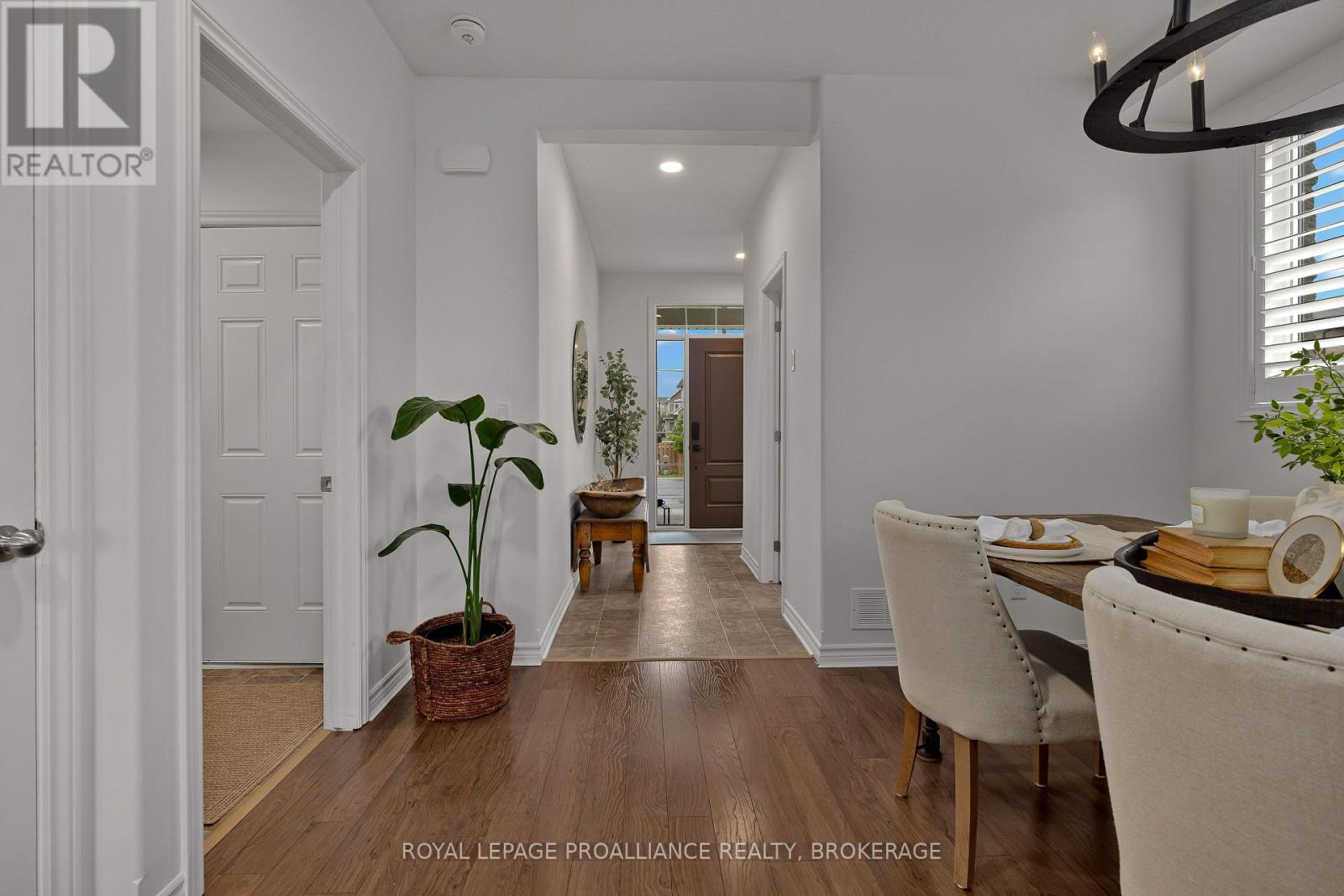 149 Pauline Tom Avenue, Kingston, Ontario  K7K 7J9 - Photo 7 - X12439464
