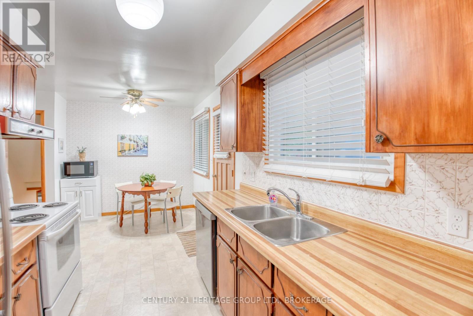 675 Carnaby Street, Kingston, Ontario  K7M 5M8 - Photo 6 - X12439528