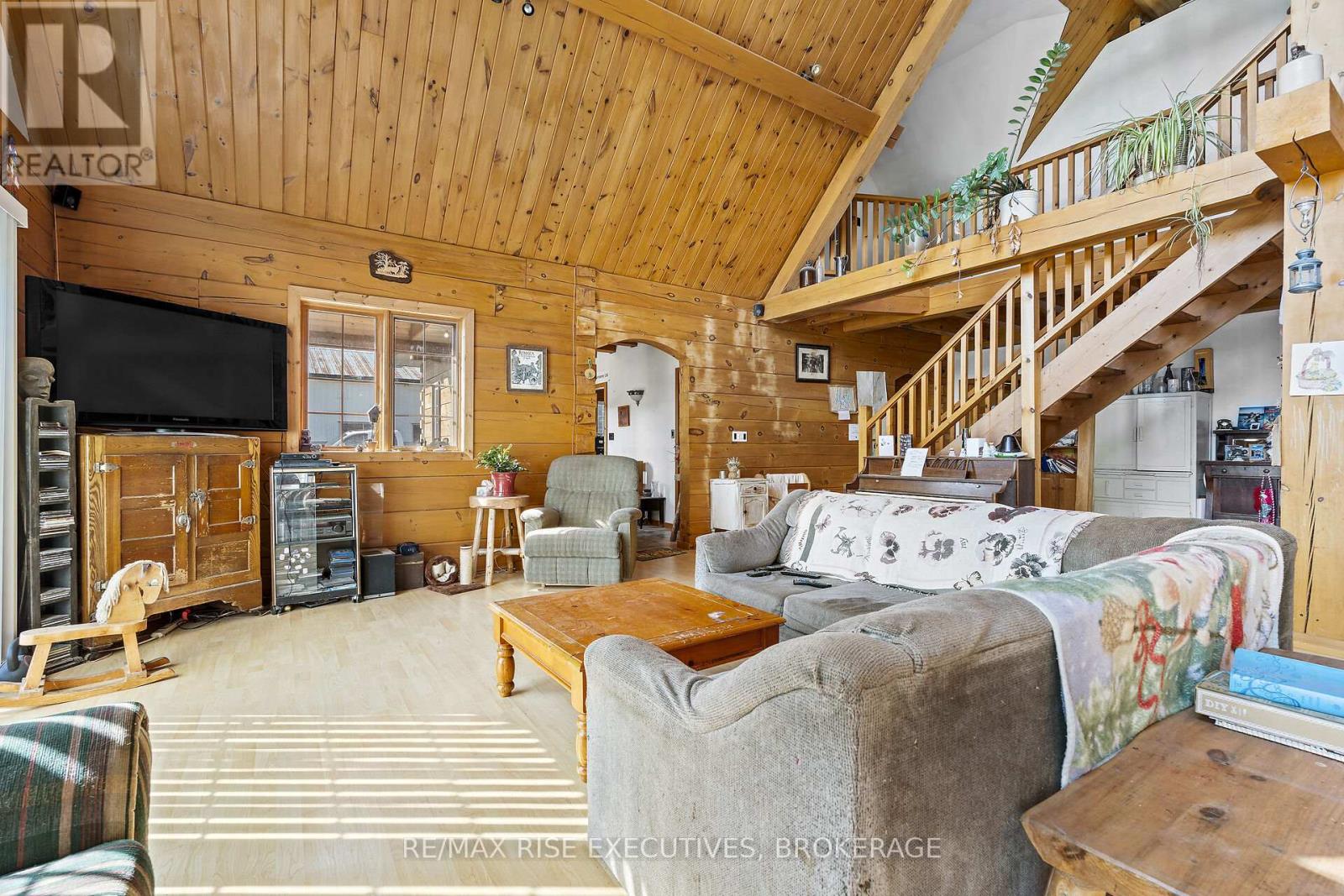 1758 Highway 15, Rideau Lakes, Ontario  K0G 1E0 - Photo 6 - X12439561
