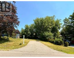 27 ELMVALE BOULEVARD, Whitchurch-Stouffville, Ontario