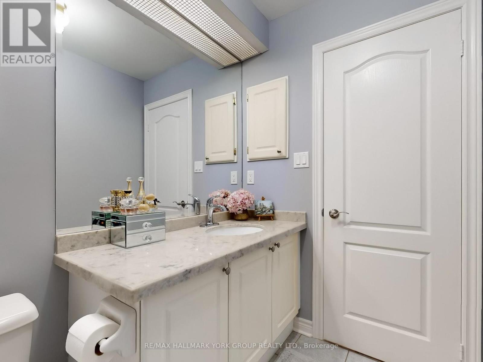 67 - 190 Harding Boulevard W, Richmond Hill, Ontario  L4C 0J9 - Photo 34 - N12439390