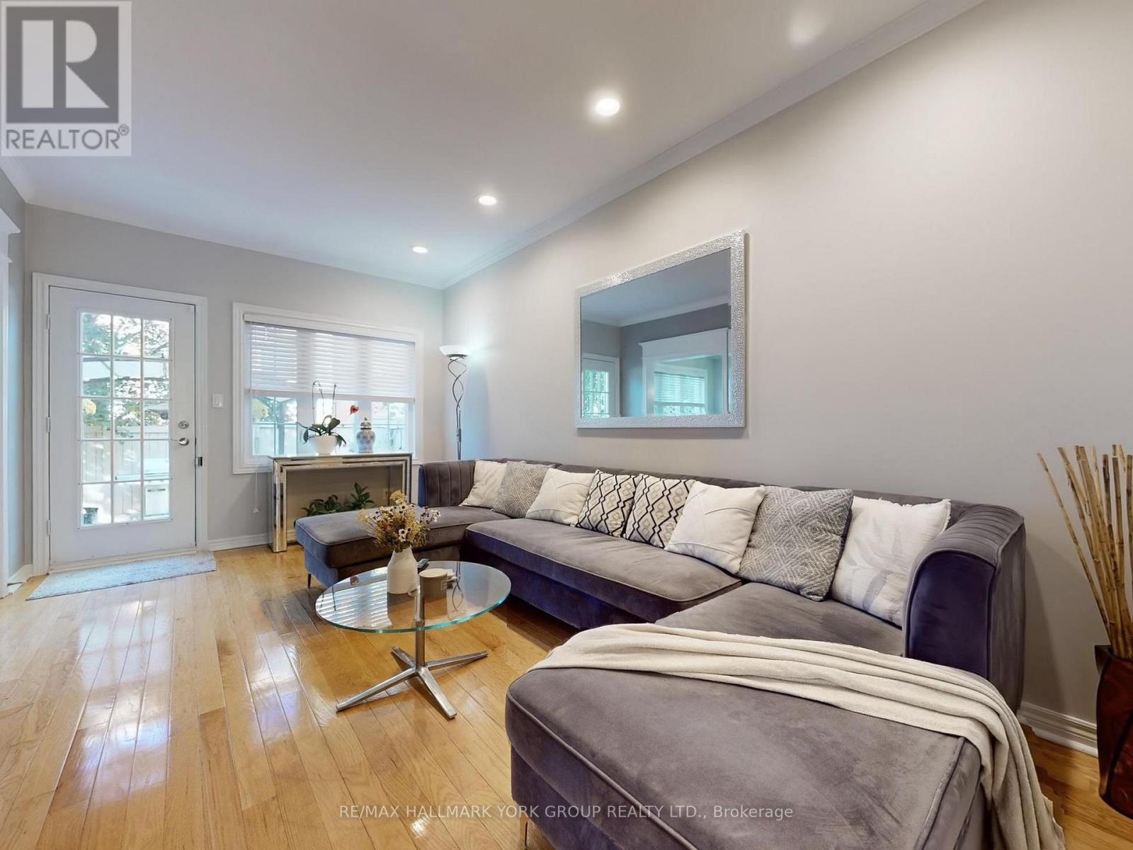 67 - 190 Harding Boulevard W, Richmond Hill, Ontario  L4C 0J9 - Photo 5 - N12439390