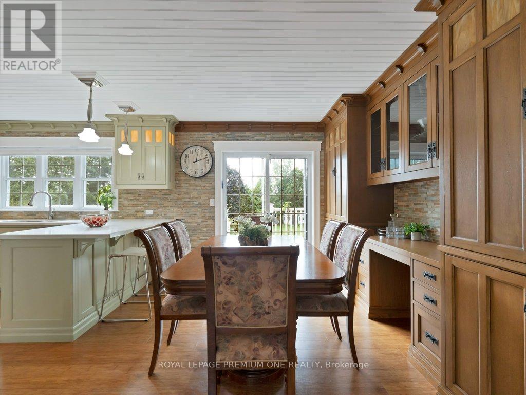 6921 4th Line, New Tecumseth, Ontario  L0G 1W0 - Photo 11 - N12439436