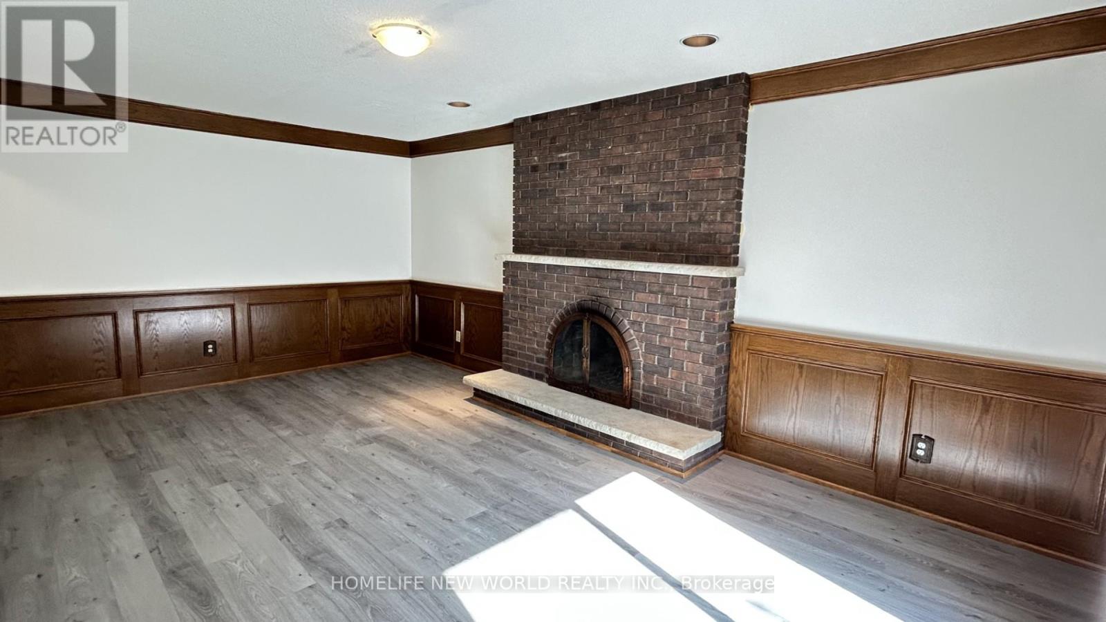 93 Willowbrook Road, Markham, Ontario  L3T 5K7 - Photo 3 - N12439441