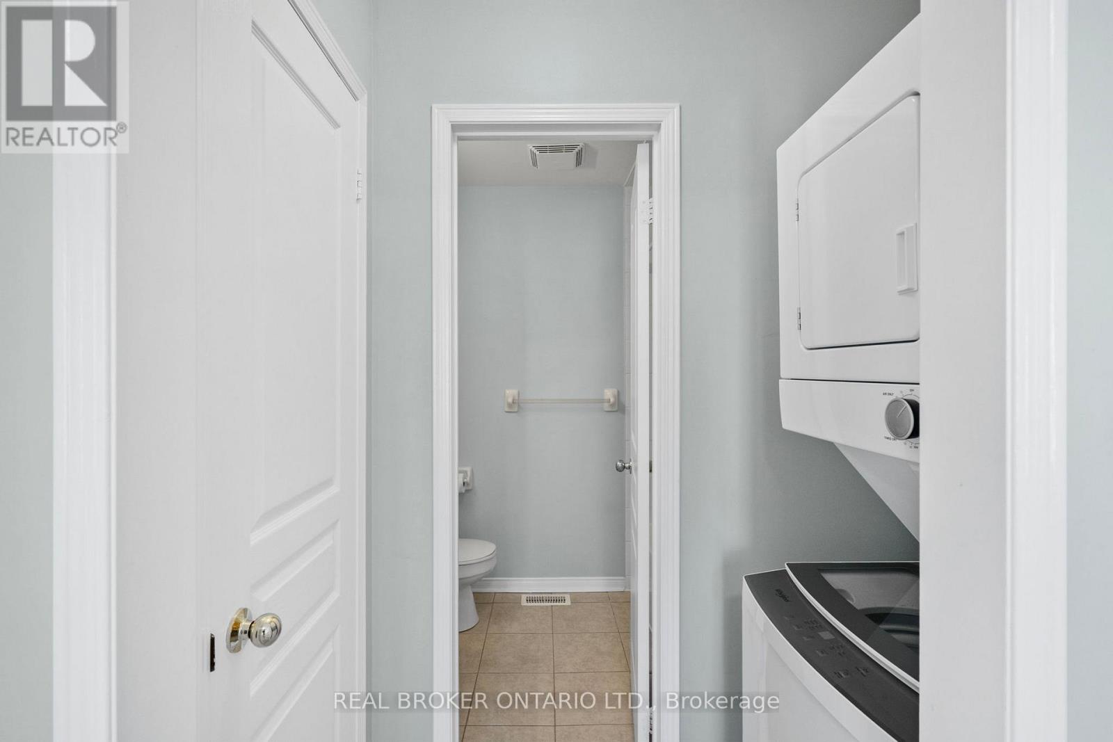 Rear - 496 White's Hill Avenue, Markham, Ontario  L6B 0J9 - Photo 17 - N12439453