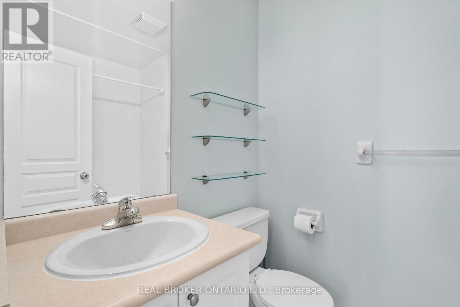 Rear - 496 White's Hill Avenue, Markham, Ontario  L6B 0J9 - Photo 18 - N12439453
