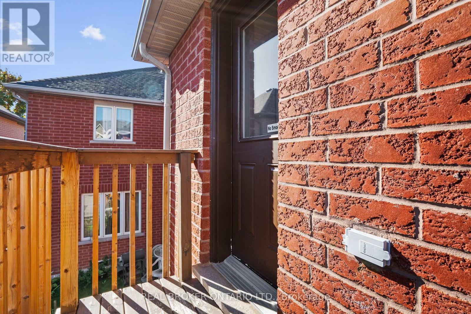 Rear - 496 White's Hill Avenue, Markham, Ontario  L6B 0J9 - Photo 20 - N12439453