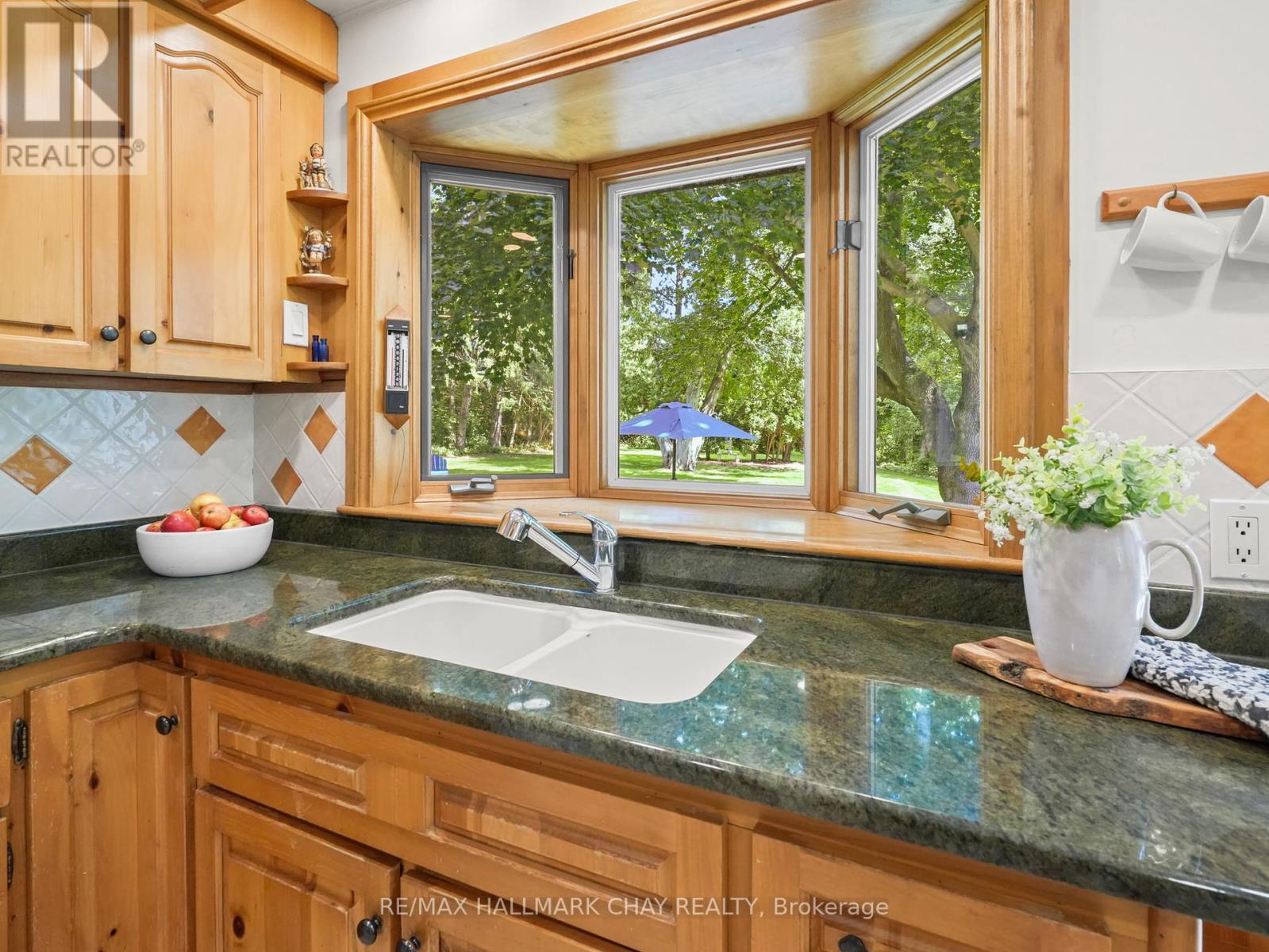 5053 Boyne Street, New Tecumseth, Ontario  L9R 1V2 - Photo 15 - N12439457