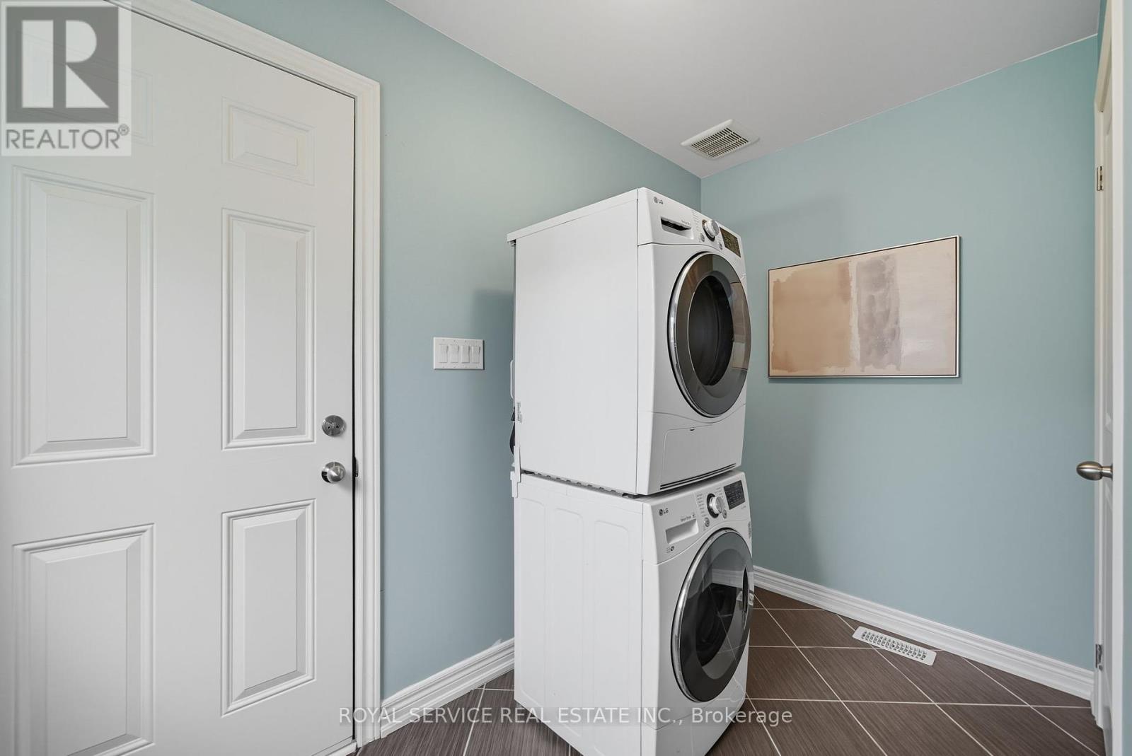 264 Strachan Street, Port Hope, Ontario  L1A 0C8 - Photo 16 - X12439461