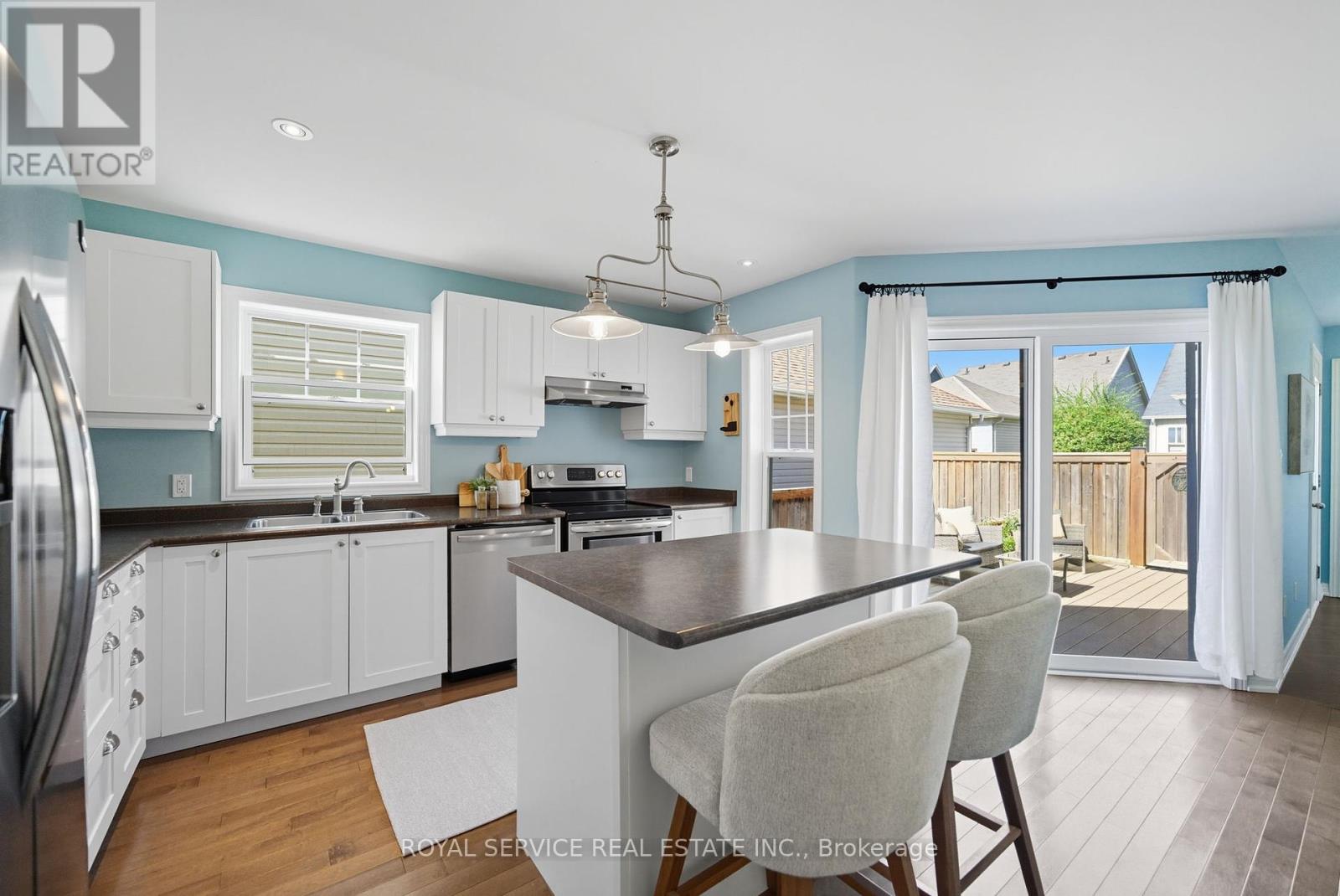 264 Strachan Street, Port Hope, Ontario  L1A 0C8 - Photo 6 - X12439461