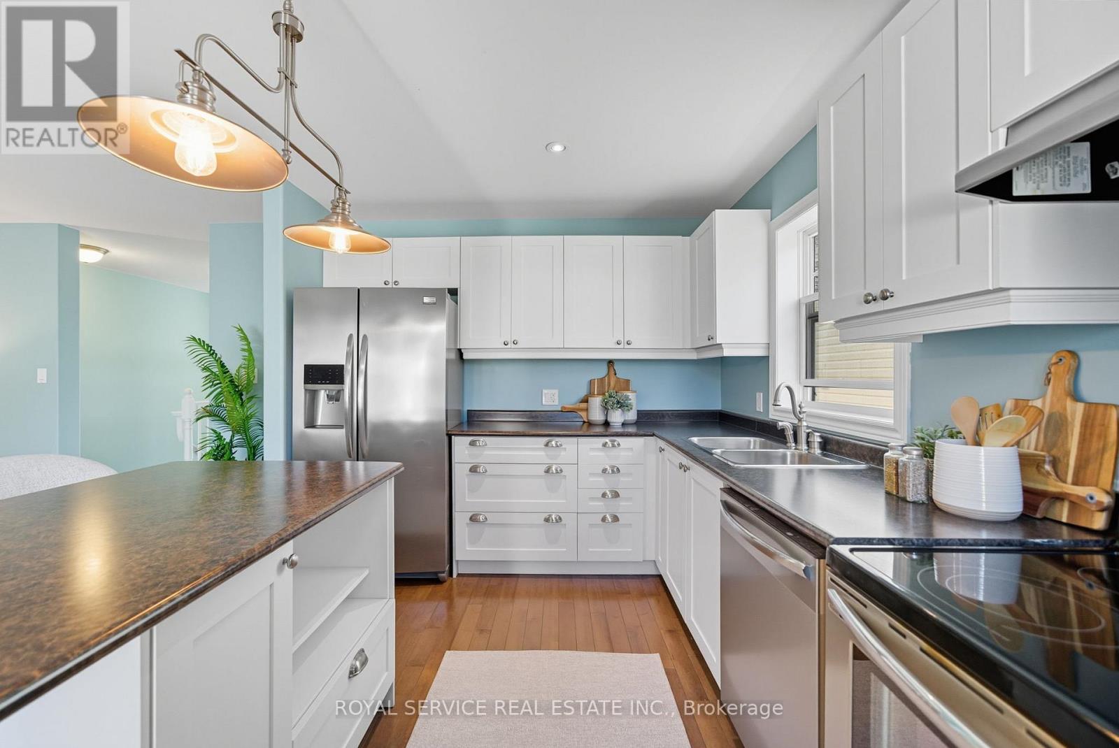 264 Strachan Street, Port Hope, Ontario  L1A 0C8 - Photo 8 - X12439461