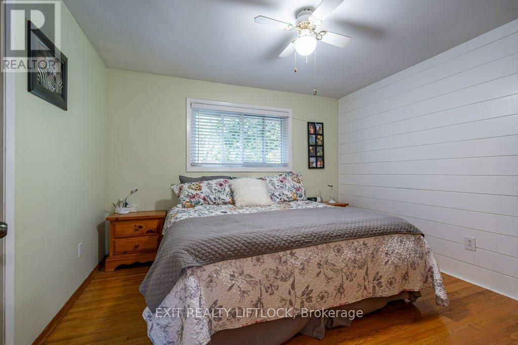 39 Beechwood Drive, Peterborough, Ontario  K9J 1M2 - Photo 12 - X12439499