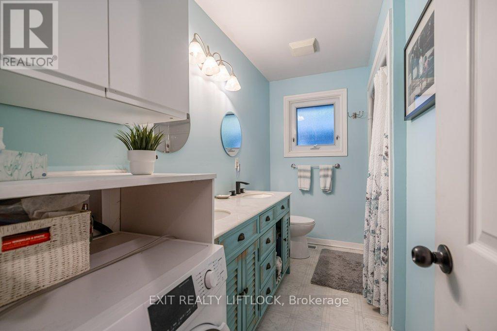 39 Beechwood Drive, Peterborough, Ontario  K9J 1M2 - Photo 14 - X12439499