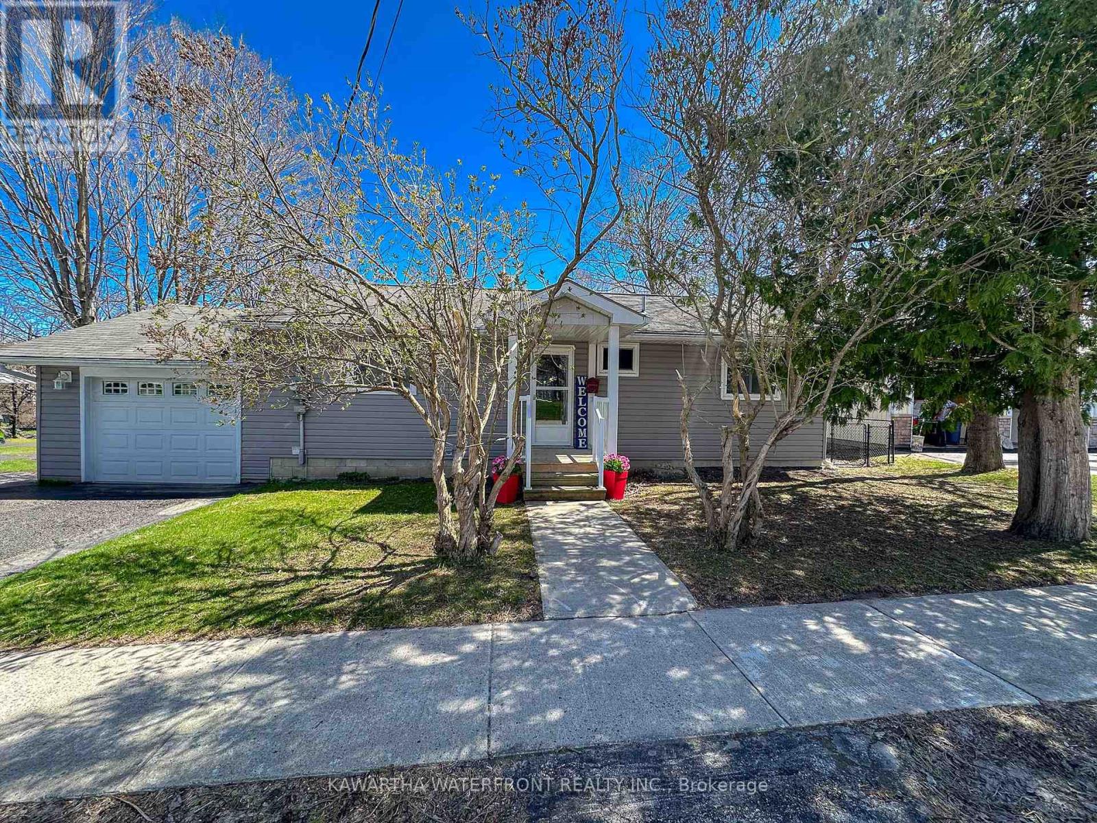 47 North Water Street, Kawartha Lakes, Ontario  K0M 1K0 - Photo 15 - X12439587