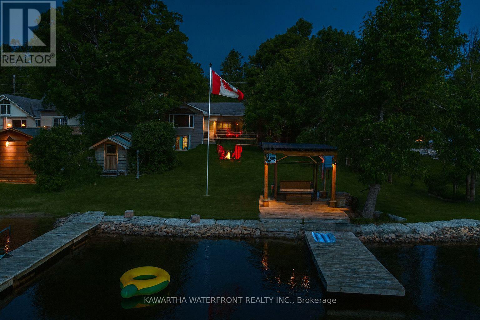 47 North Water Street, Kawartha Lakes, Ontario  K0M 1K0 - Photo 2 - X12439587