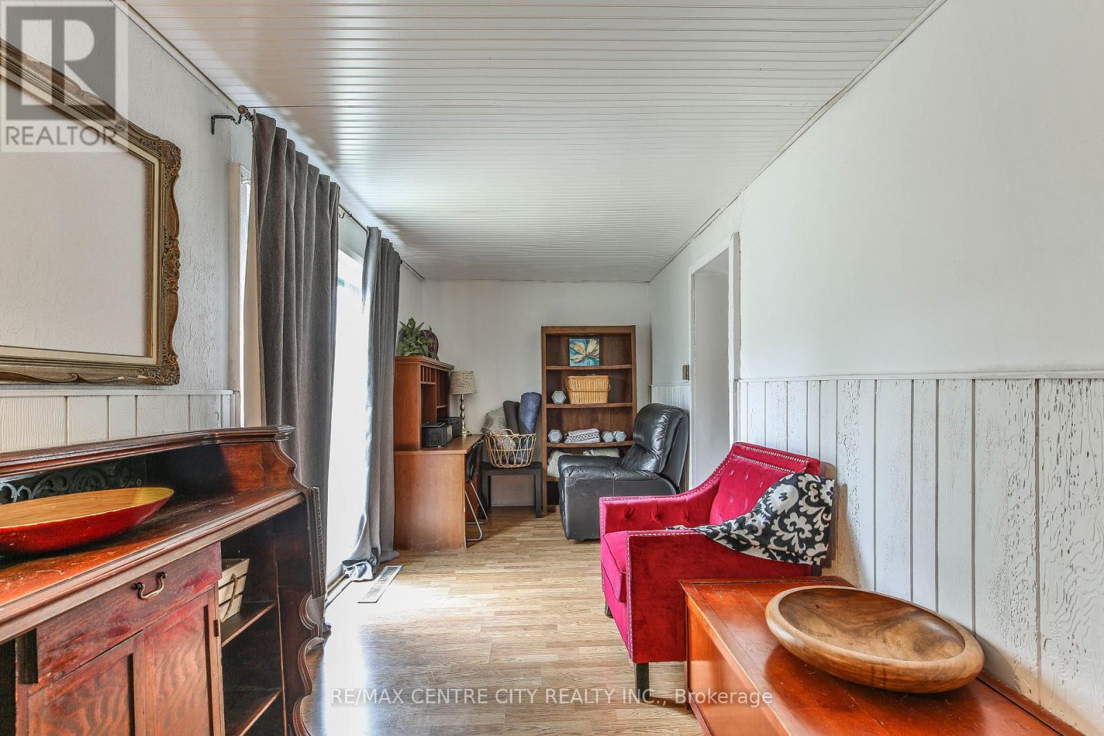 13 Potters Road N, Tillsonburg, Ontario  N4G 2G9 - Photo 21 - X12439497