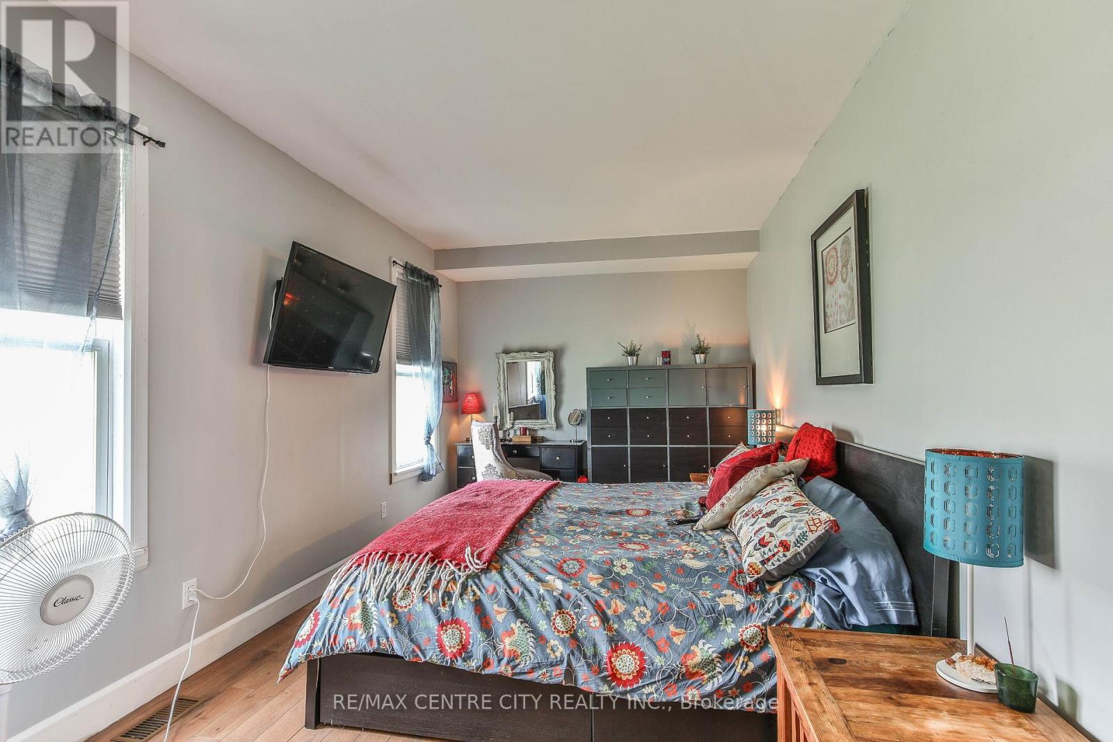13 Potters Road N, Tillsonburg, Ontario  N4G 2G9 - Photo 22 - X12439497