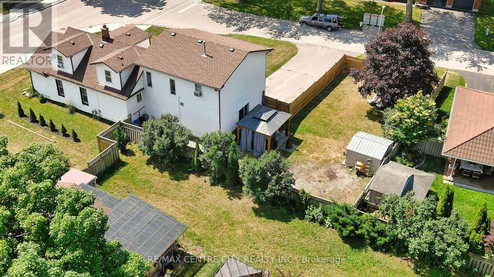 13 Potters Road N, Tillsonburg, Ontario  N4G 2G9 - Photo 46 - X12439497