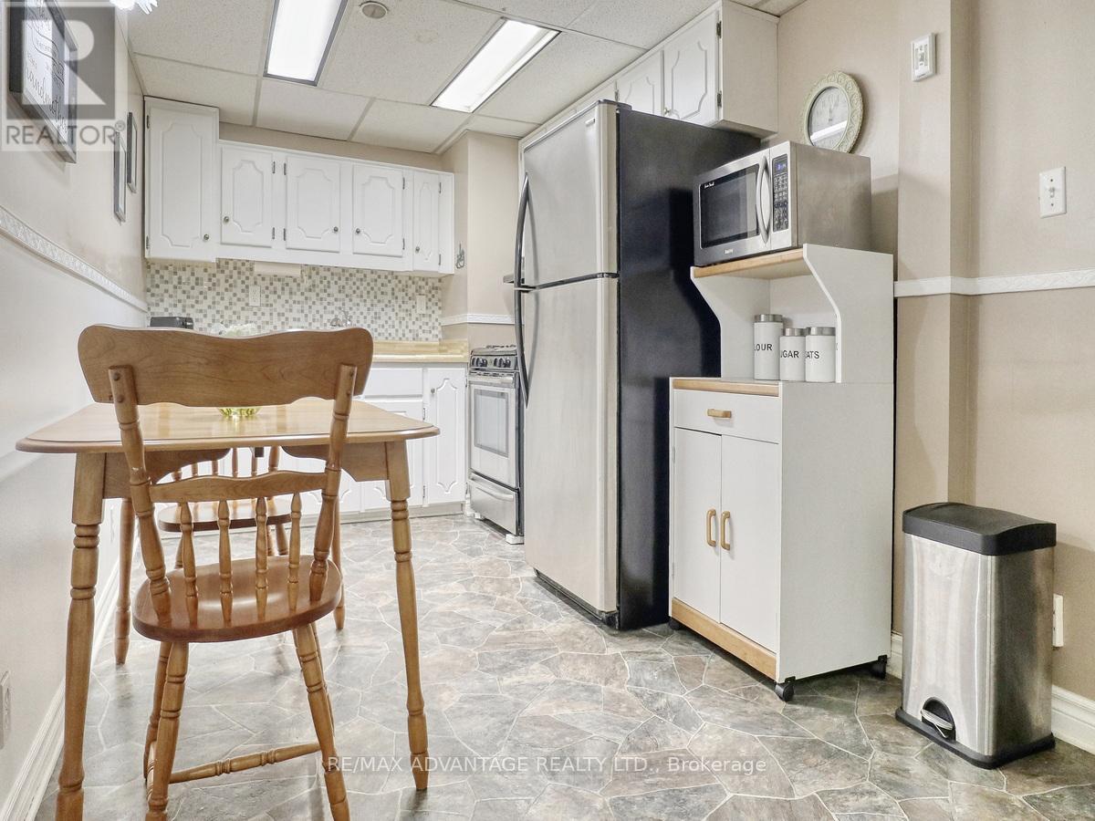 59 Buchan Road, London East, Ontario  N5V 4H6 - Photo 25 - X12439592