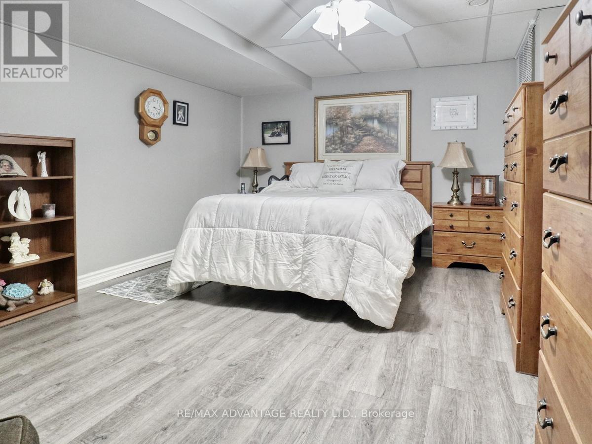 59 Buchan Road, London East, Ontario  N5V 4H6 - Photo 27 - X12439592