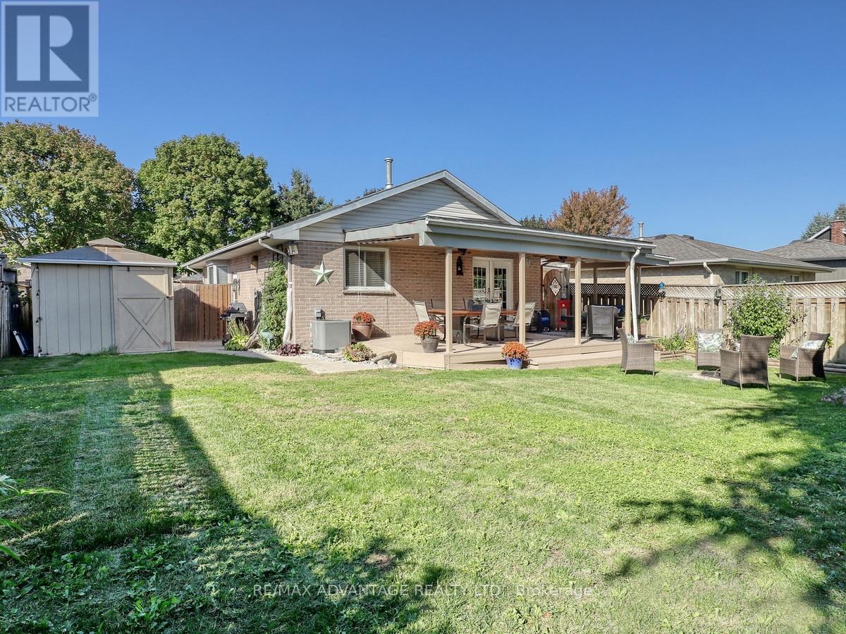59 Buchan Road, London East, Ontario  N5V 4H6 - Photo 3 - X12439592
