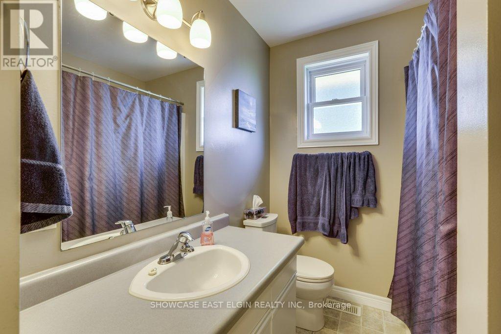 155 Caverly Road, Aylmer, Ontario  N5H 3C4 - Photo 12 - X12439596