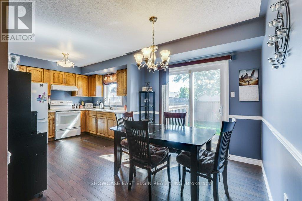 155 Caverly Road, Aylmer, Ontario  N5H 3C4 - Photo 7 - X12439596