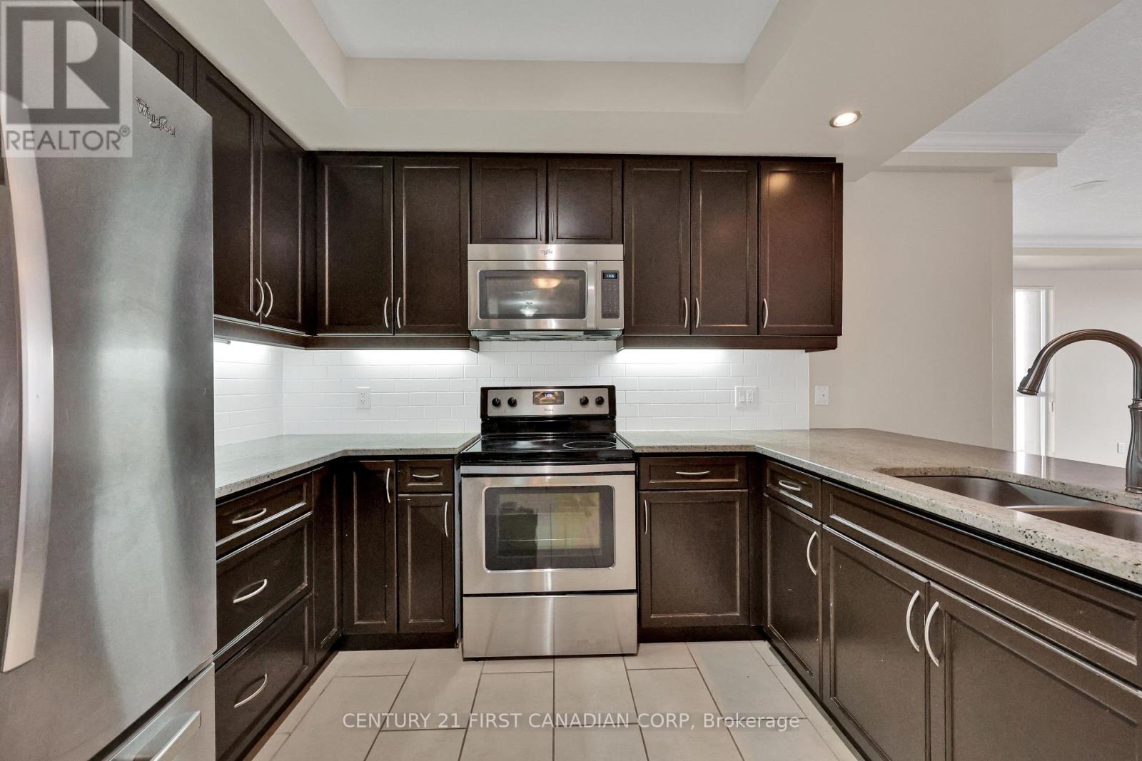 1503 - 330 Ridout Street N, London East, Ontario  N6C 3Z3 - Photo 16 - X12439624