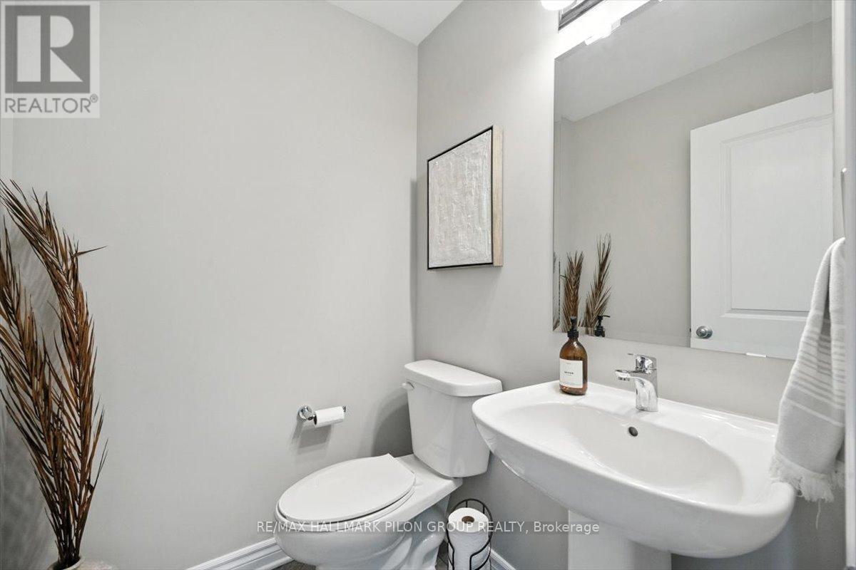 381 Gerry Lalonde Drive, Ottawa, Ontario  K4A 0X2 - Photo 11 - X12439460