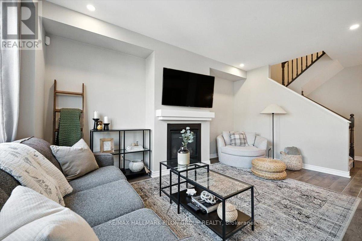 381 Gerry Lalonde Drive, Ottawa, Ontario  K4A 0X2 - Photo 4 - X12439460