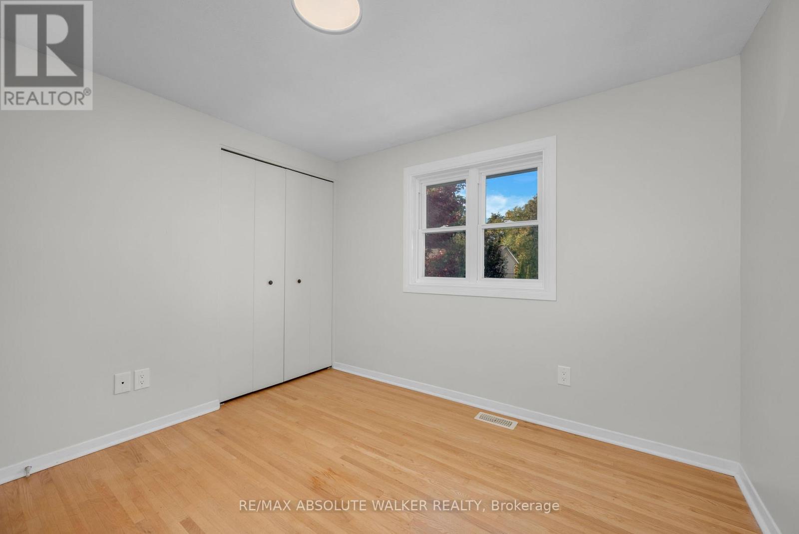 917 Rand Avenue, Ottawa, Ontario  K1V 6X3 - Photo 25 - X12439485