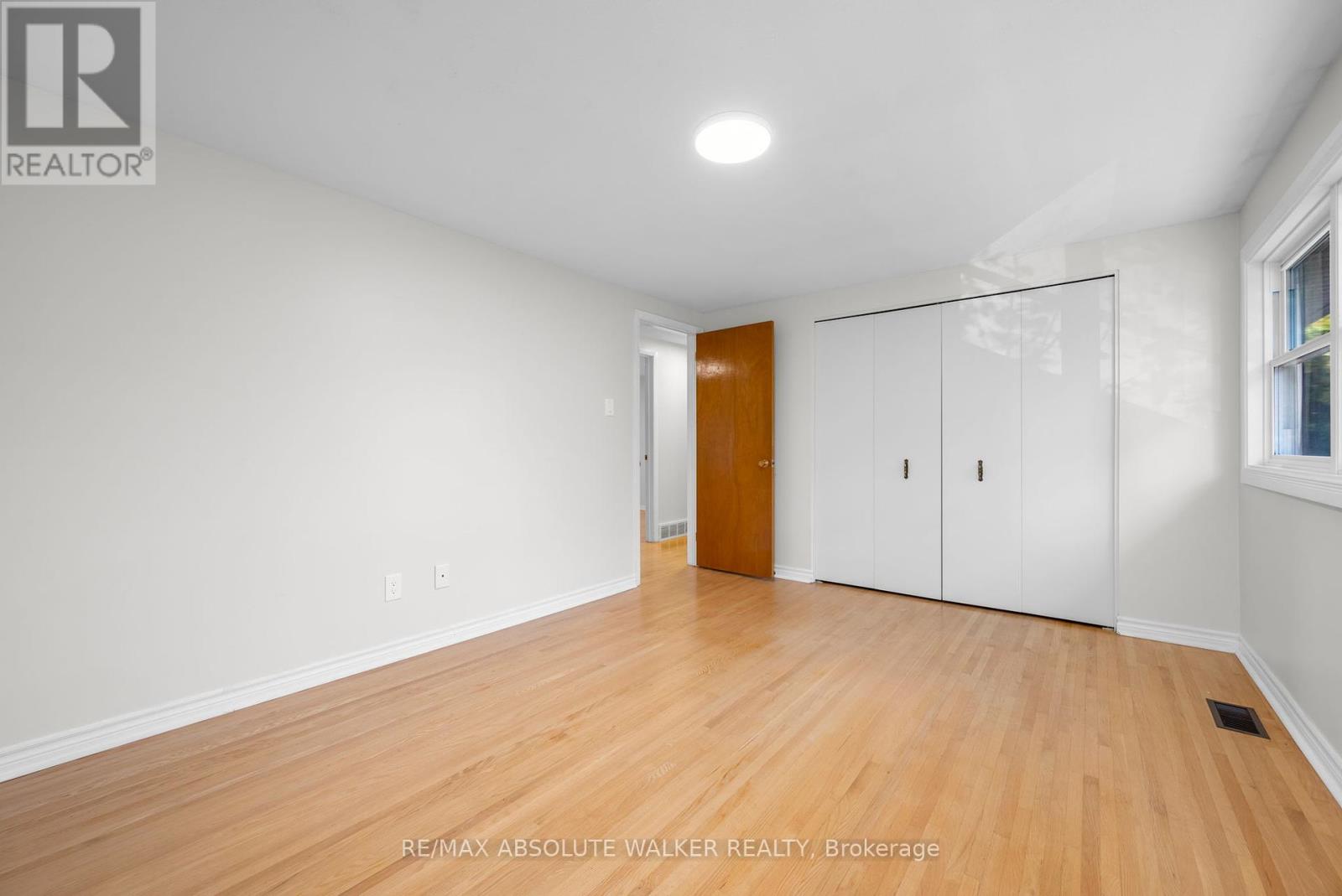 917 Rand Avenue, Ottawa, Ontario  K1V 6X3 - Photo 32 - X12439485