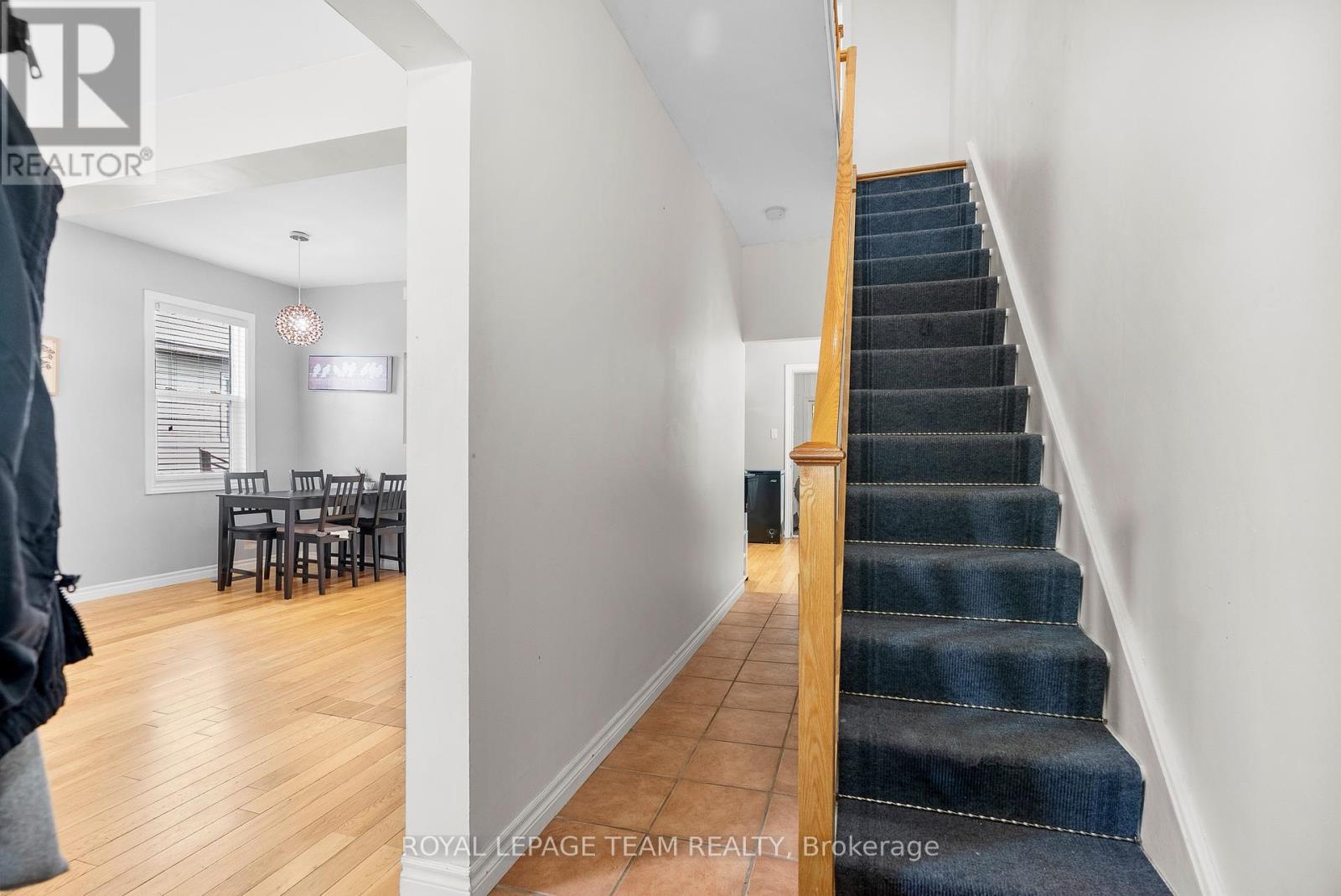 240 Garneau Street, Ottawa, Ontario  K1L 7T8 - Photo 5 - X12439517