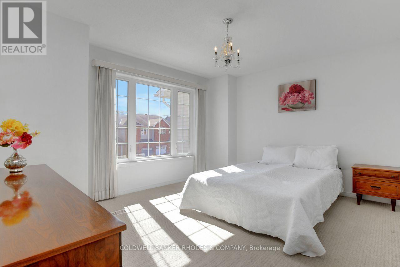 287 Macoun Circle, Ottawa, Ontario  K1T 0H8 - Photo 13 - X12439552