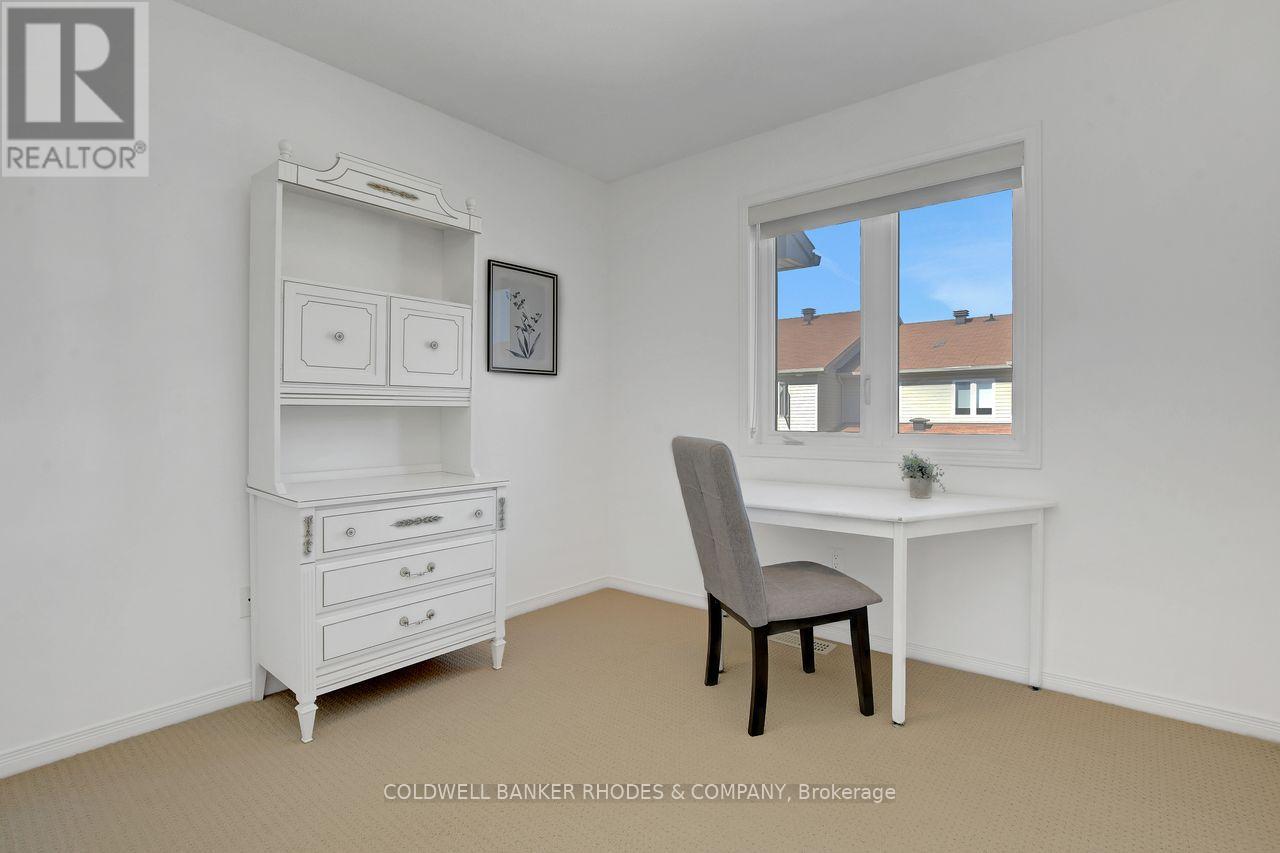 287 Macoun Circle, Ottawa, Ontario  K1T 0H8 - Photo 19 - X12439552
