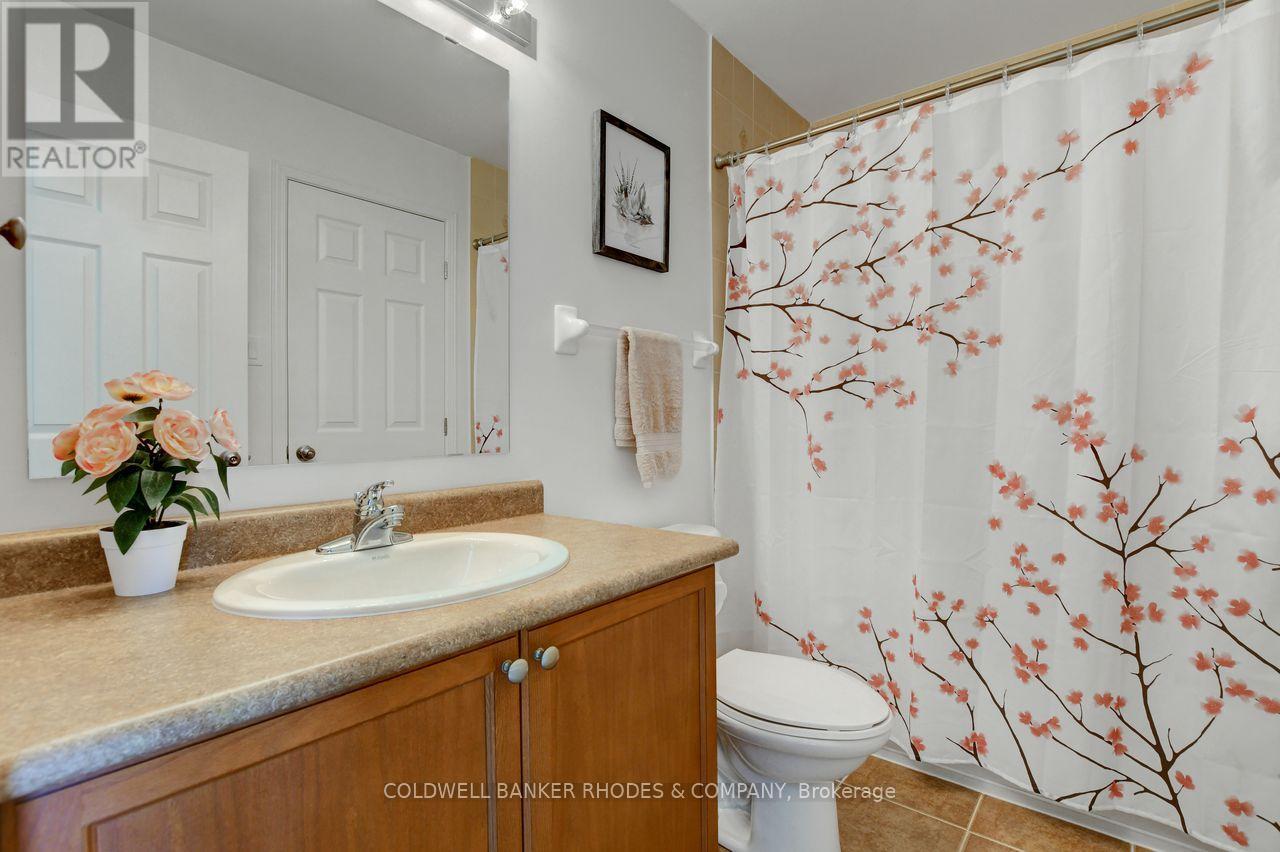 287 Macoun Circle, Ottawa, Ontario  K1T 0H8 - Photo 20 - X12439552