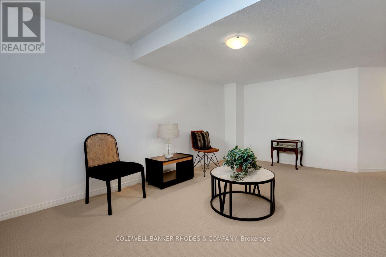 287 Macoun Circle, Ottawa, Ontario  K1T 0H8 - Photo 21 - X12439552