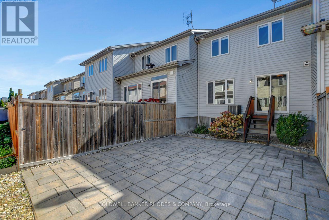 287 Macoun Circle, Ottawa, Ontario  K1T 0H8 - Photo 25 - X12439552
