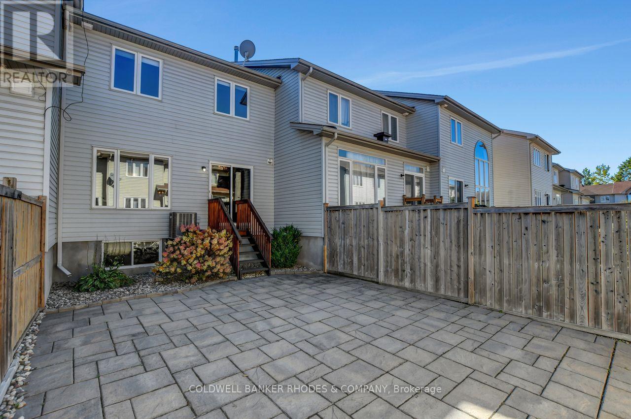 287 Macoun Circle, Ottawa, Ontario  K1T 0H8 - Photo 28 - X12439552
